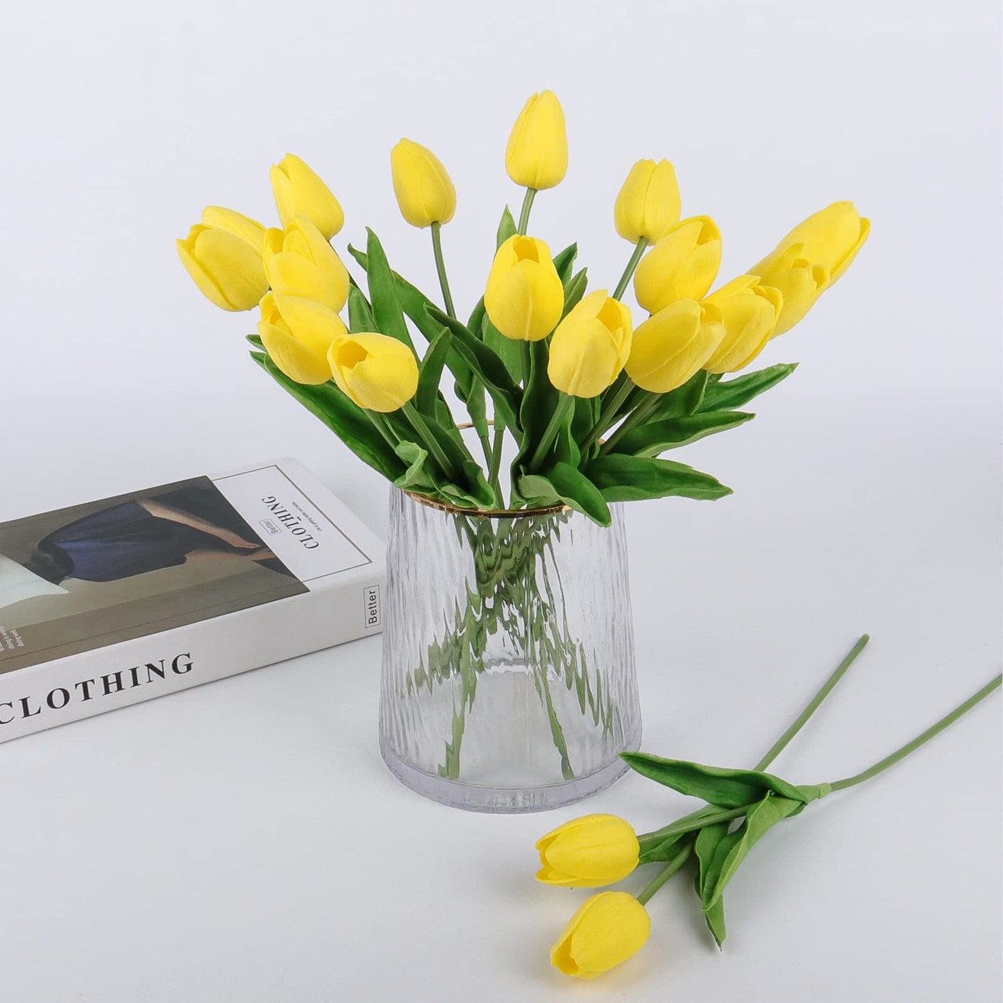 Beferr White Tulips Artificial Flowers 18Pcs Faux Silk Tulip Real Touch Tulip Fake Flowers Bouquets Arrangements for Mother's Day Easter Spring Flowers Gifts Home Table Decor