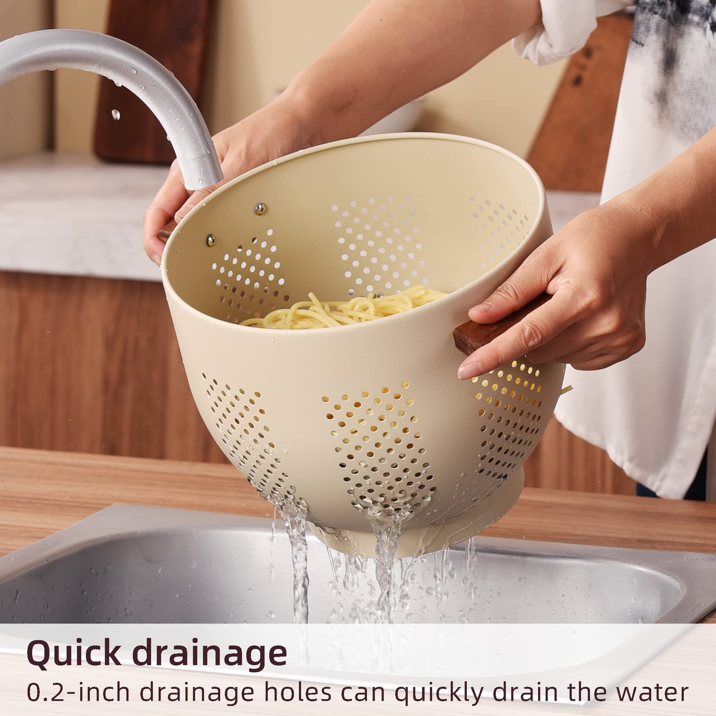 Metal Colander with Wood Handle and Stable Base, Powder Coated Steel Kitchen Strainer Basket for Draining Pasta, Vegetable and fruit(7quart,Sandyellow)