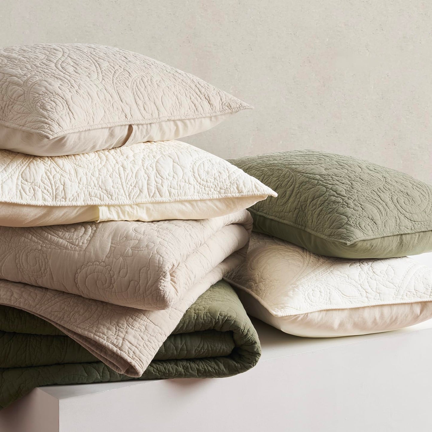 100% Cotton Scallop Quilt Set