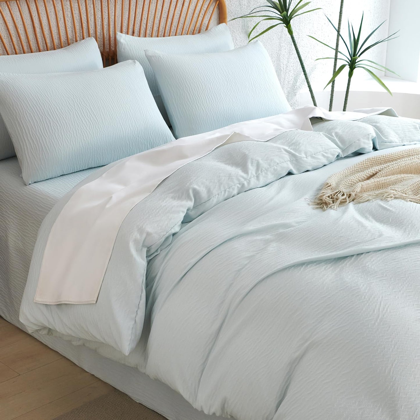 Striped Duvet Cover Queen Beige Washed Microfiber Jacquard 3 Pieces Bedding Set, White Beige Vertical Ticking Stripes Pattern Comforter Cover with Zipper Closure Breathable Durable Soft Comfy