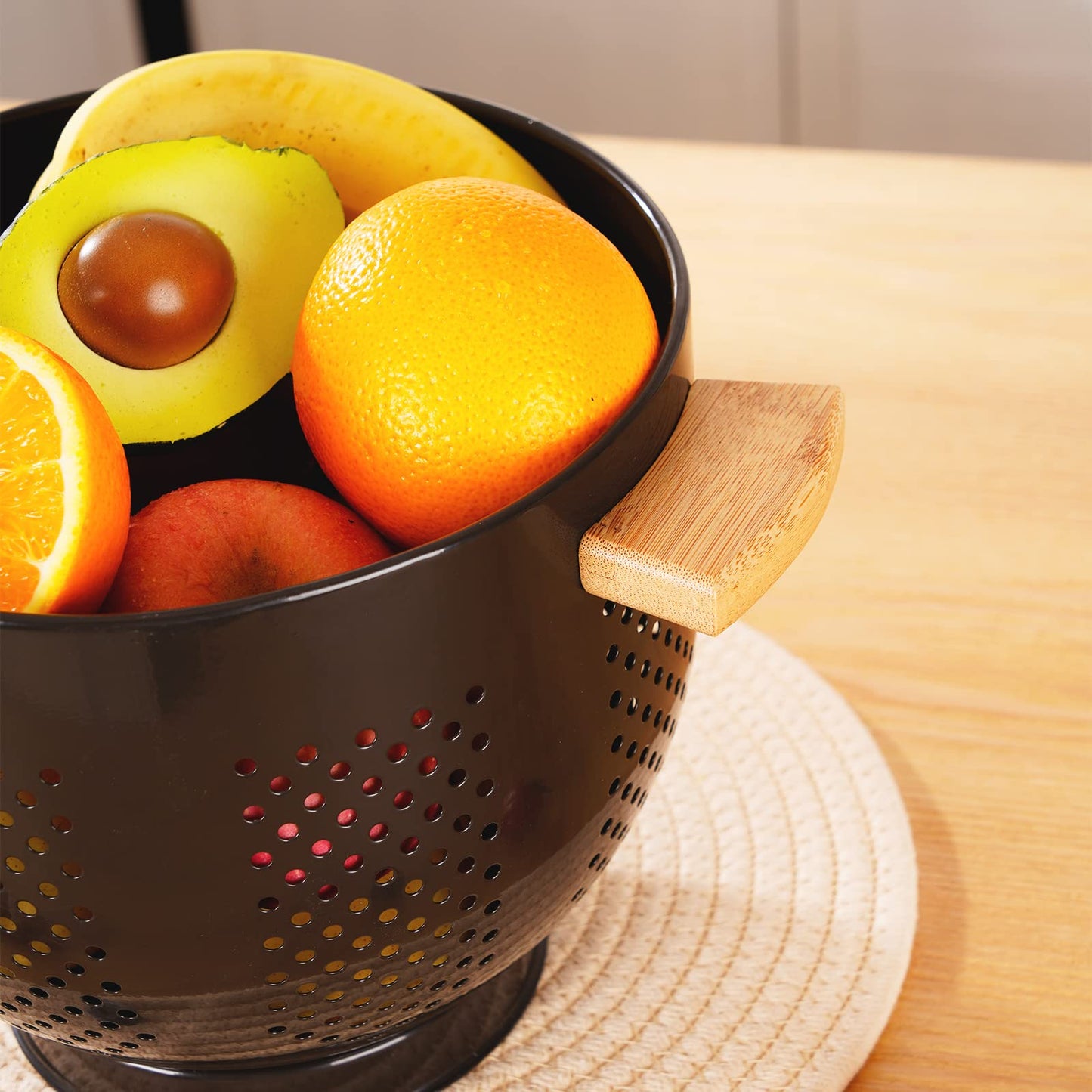Metal Colander with Wood Handle and Stable Base, Powder Coated Steel Kitchen Strainer Basket for Draining Pasta, Vegetable and fruit(7quart,Sandyellow)