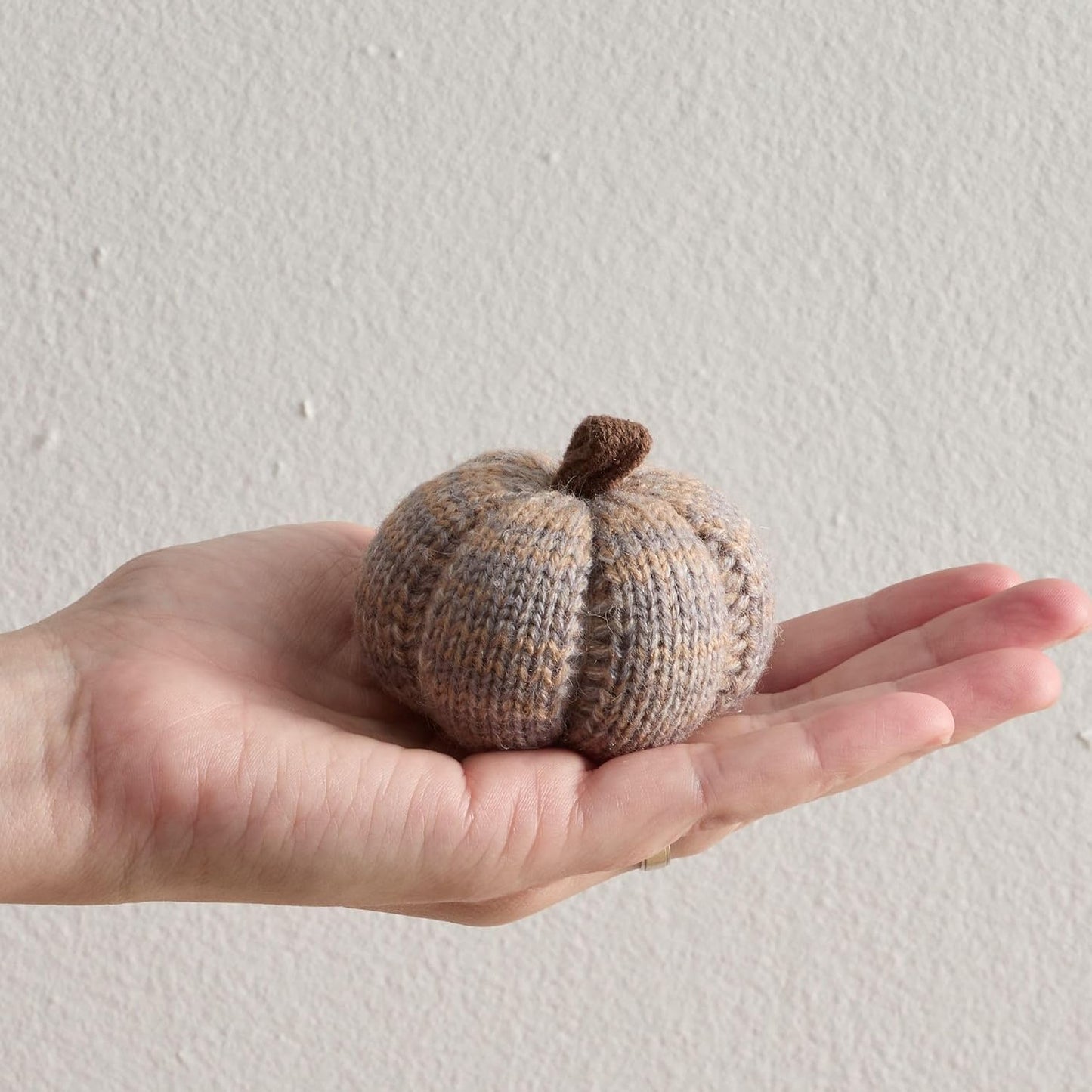 Set of 3 Cozy Knit Pumpkins