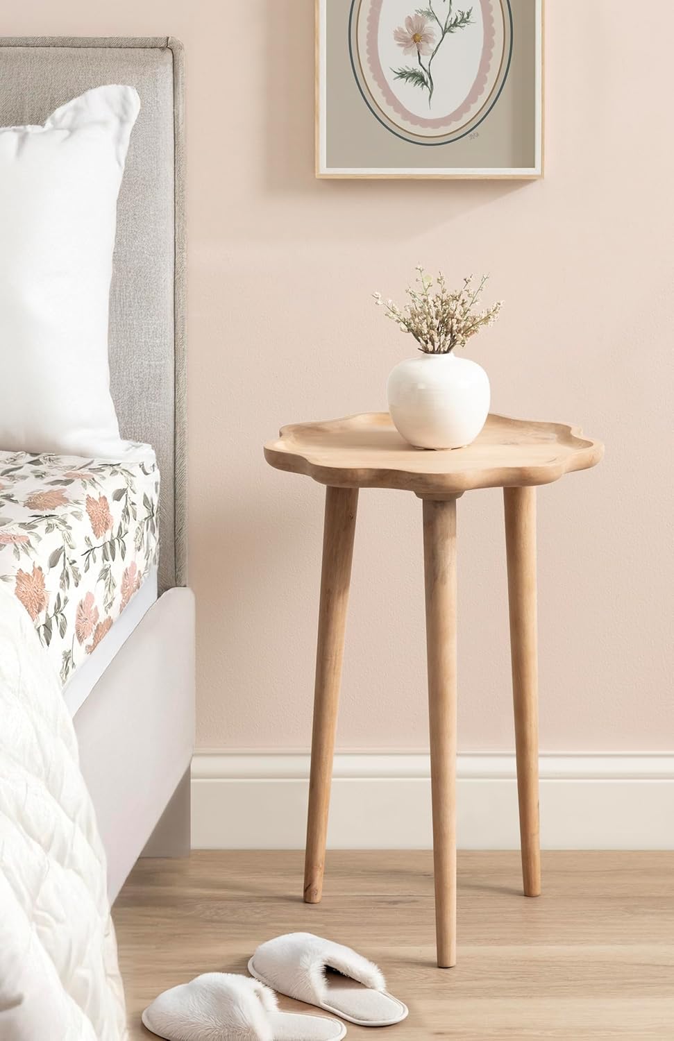 Kate and Laurel Alezar Modern Wooden Round Side Table, 15 x 15 x 22, Walnut Brown, Mid-Century Solid Wood End Table with Wavy Edge for Bedroom Nightstand or Living Room Accent Table