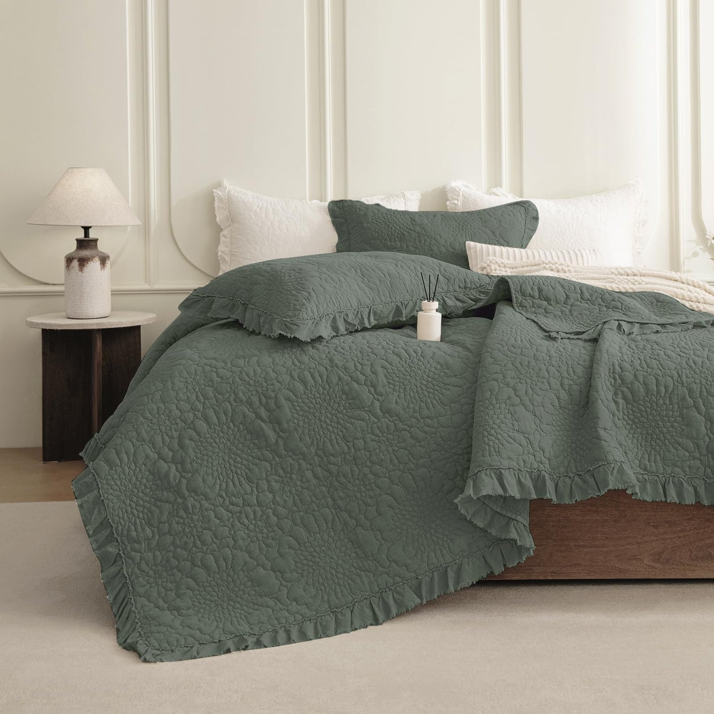 Cotton Oversized Quilt Bedspread Set