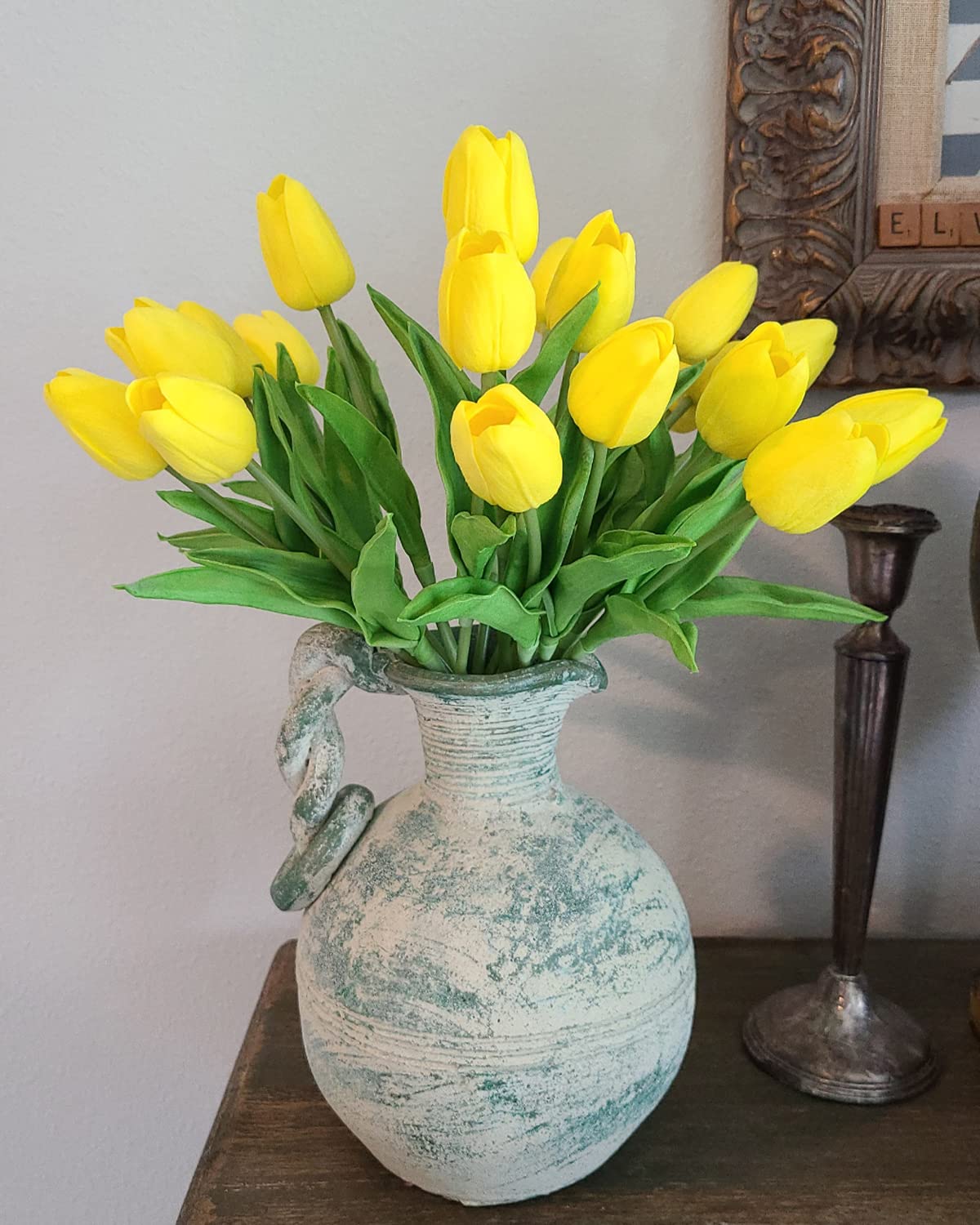 Beferr White Tulips Artificial Flowers 18Pcs Faux Silk Tulip Real Touch Tulip Fake Flowers Bouquets Arrangements for Mother's Day Easter Spring Flowers Gifts Home Table Decor
