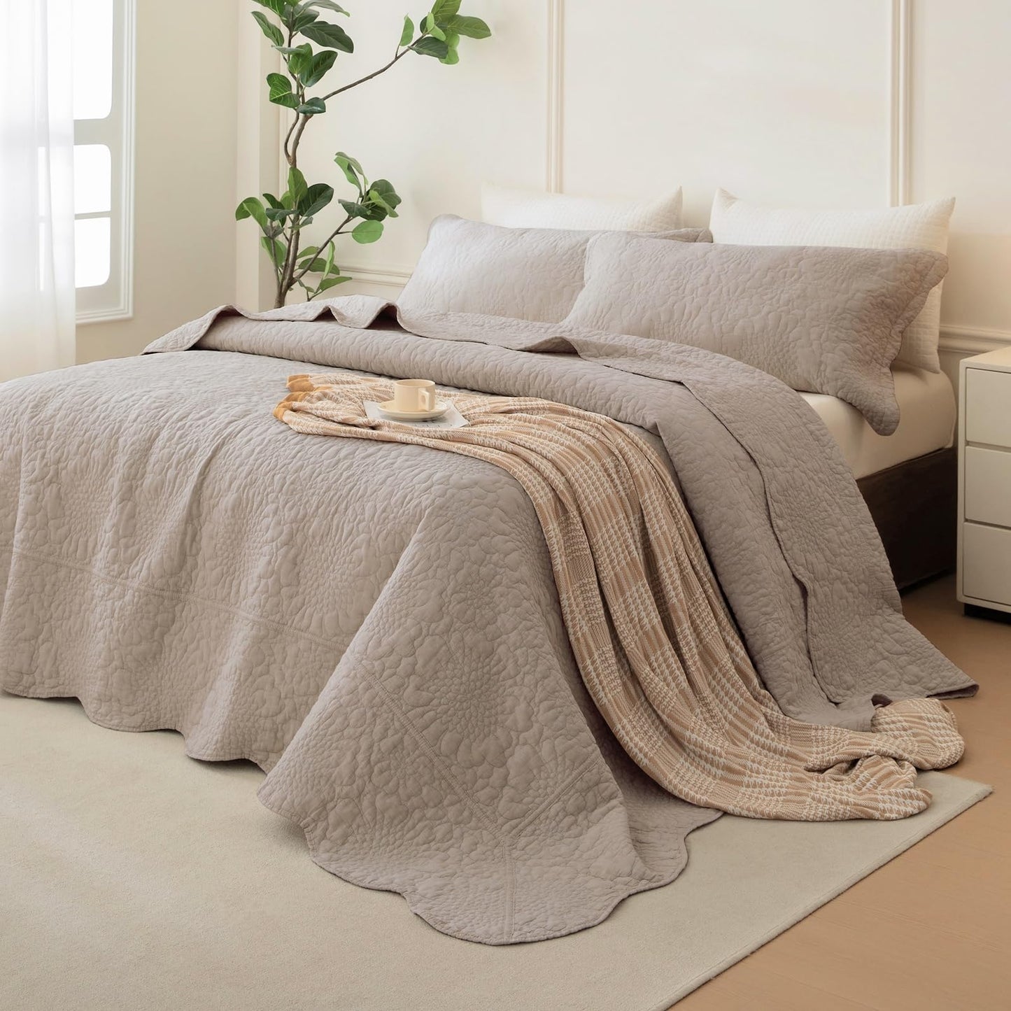 Cotton Oversized Quilt Bedspread Set