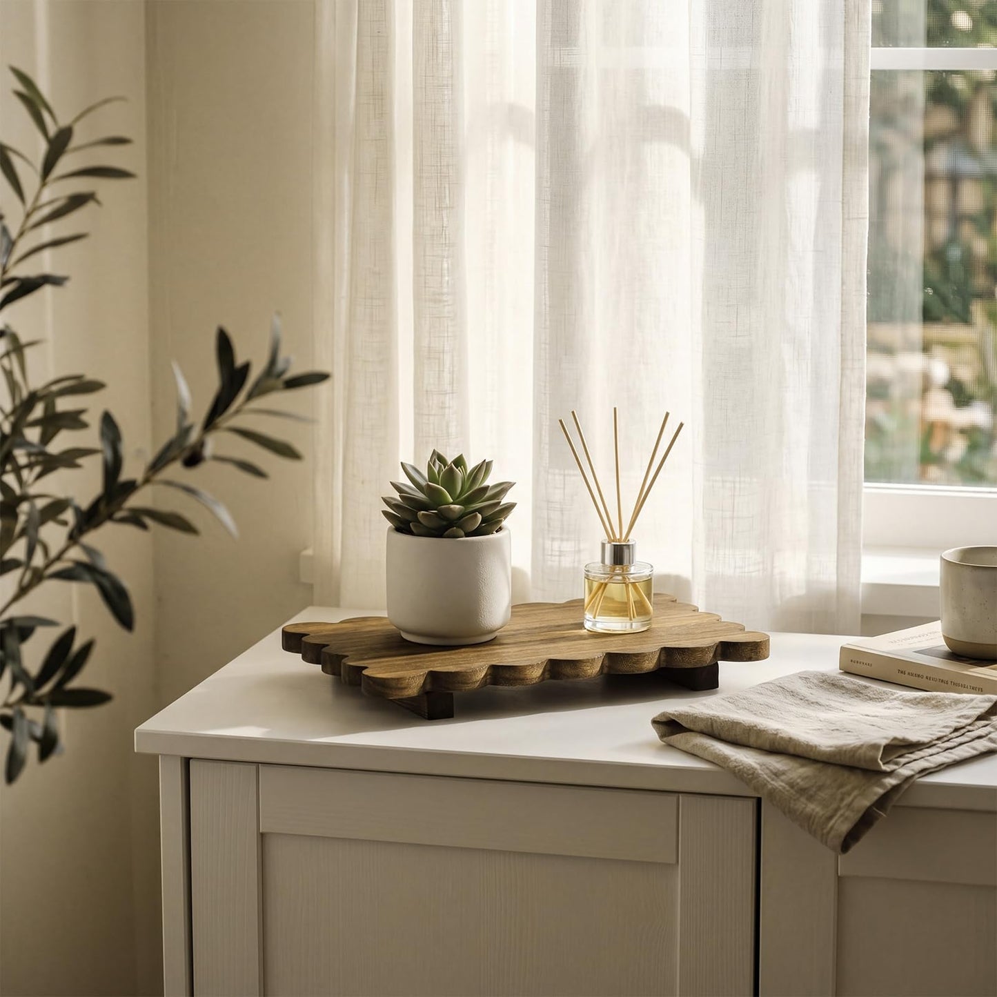 Scalloped Wood Riser Tray