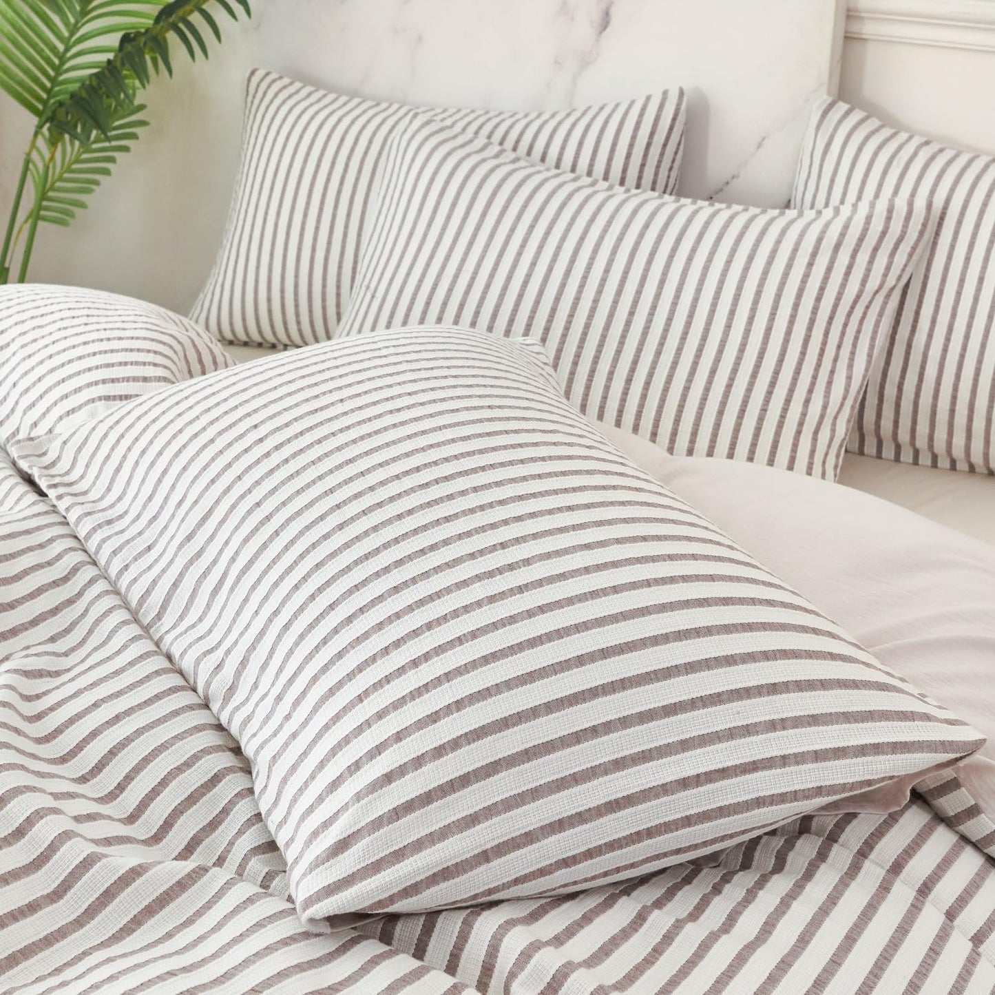 Striped Duvet Cover Queen Beige Washed Microfiber Jacquard 3 Pieces Bedding Set, White Beige Vertical Ticking Stripes Pattern Comforter Cover with Zipper Closure Breathable Durable Soft Comfy