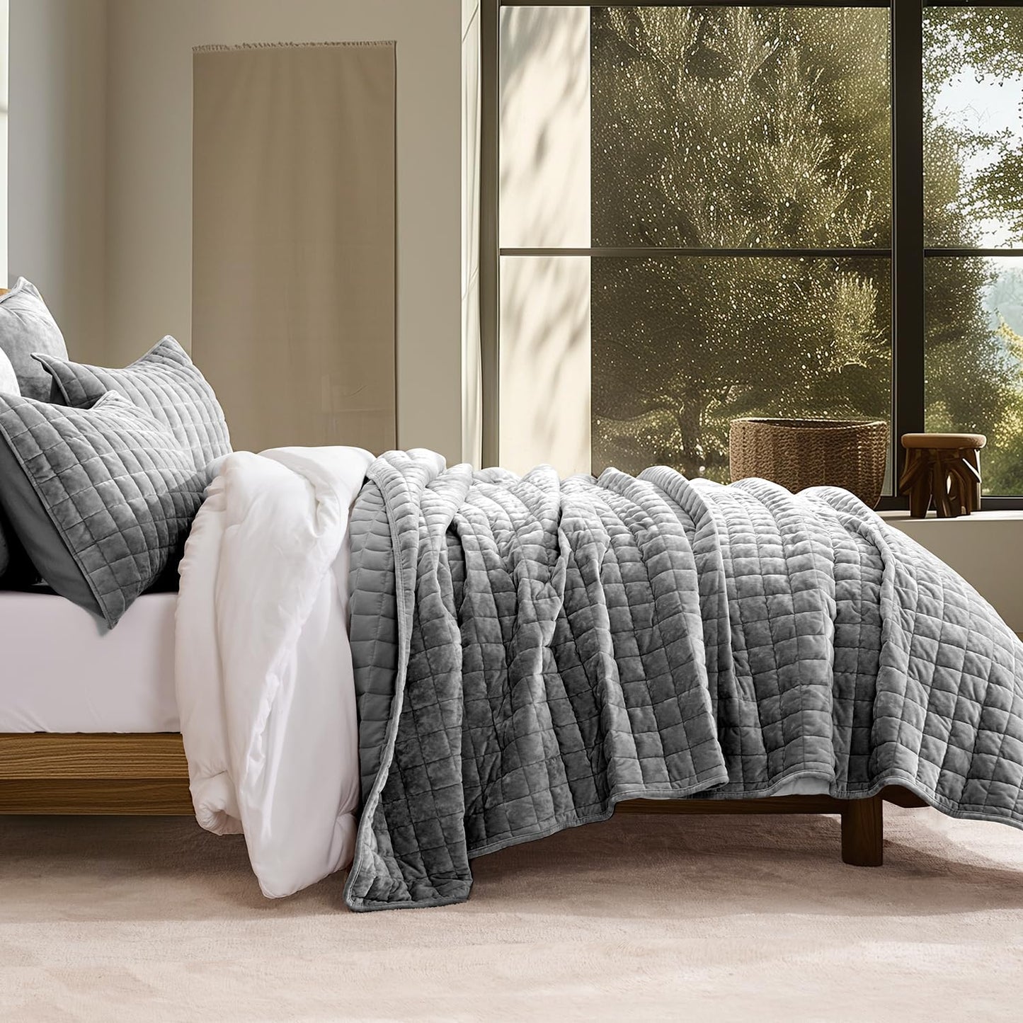 Box Stitch Velvet Quilt Set, King Size