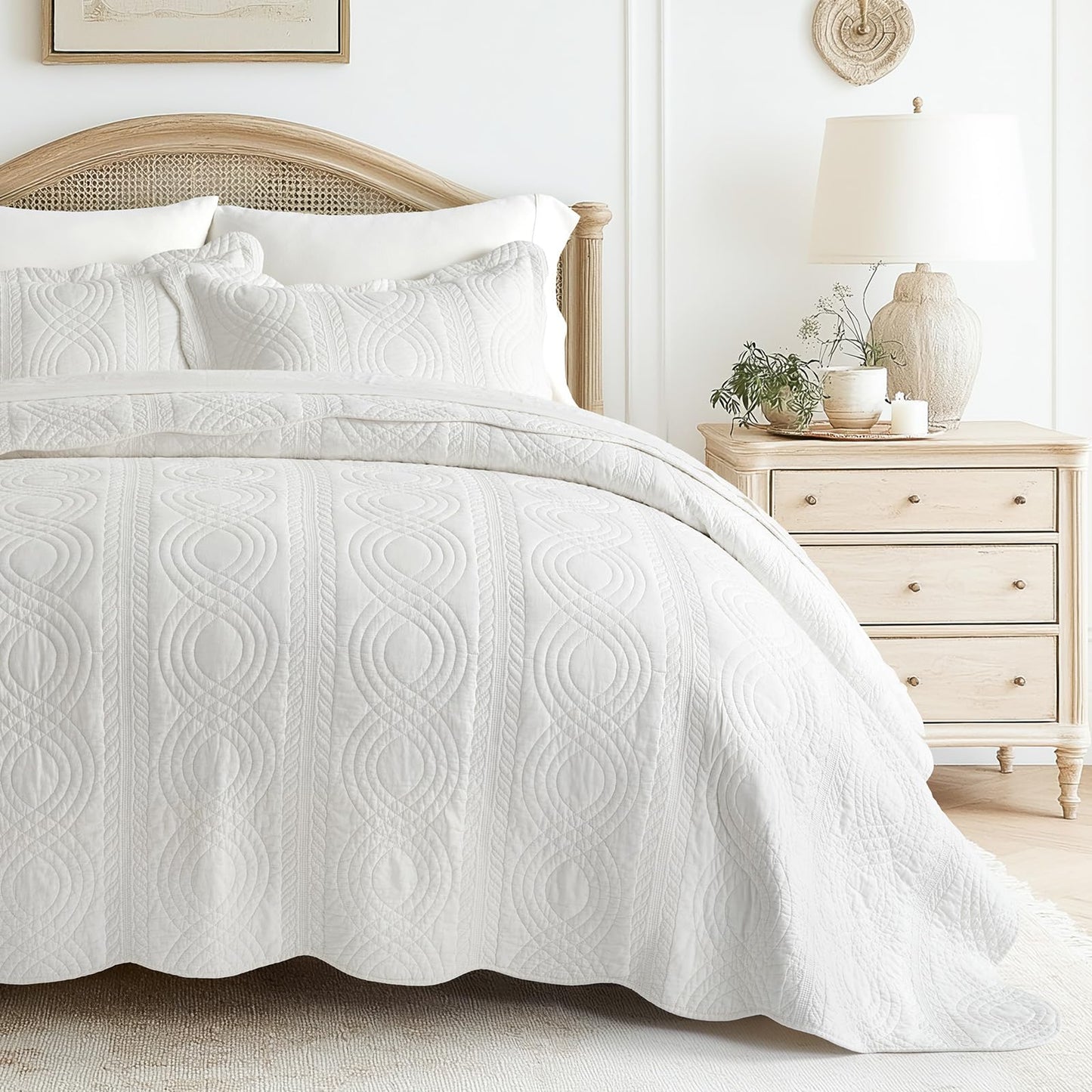 100% Cotton Scallop Quilt Set