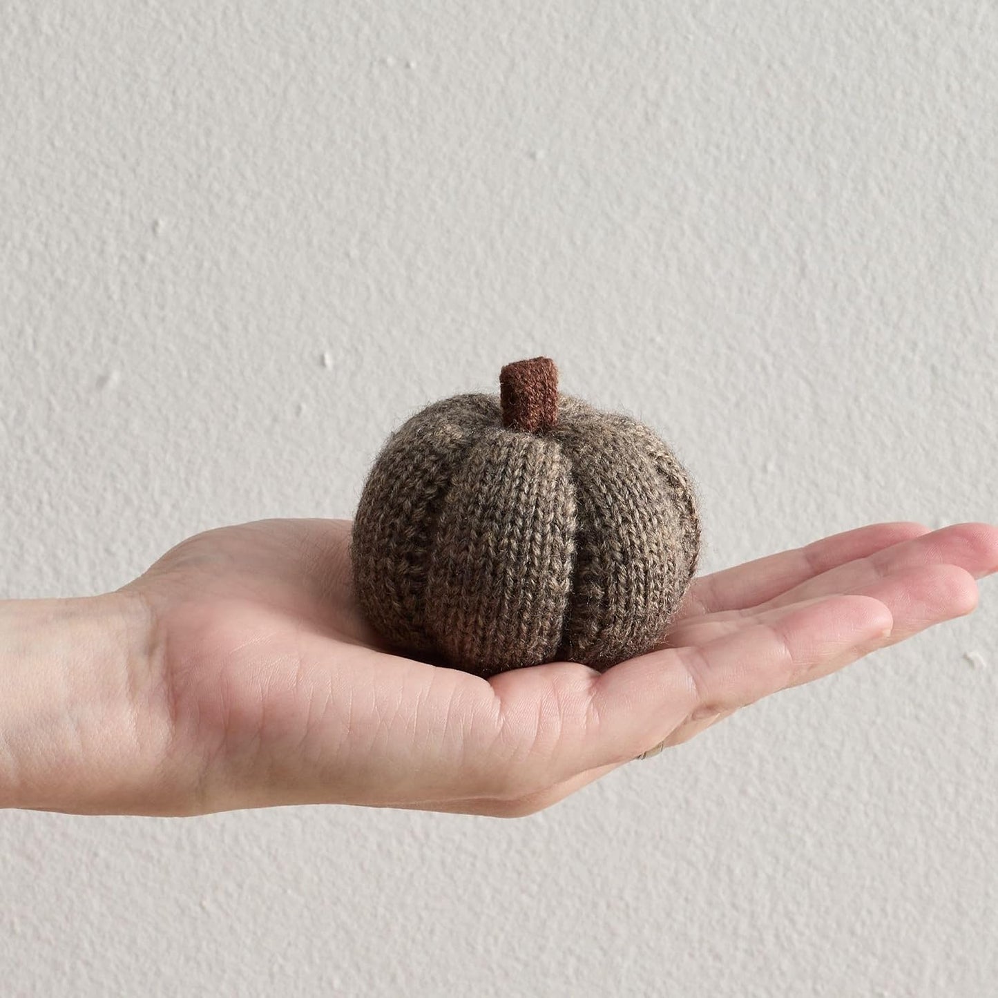 Set of 3 Cozy Knit Pumpkins