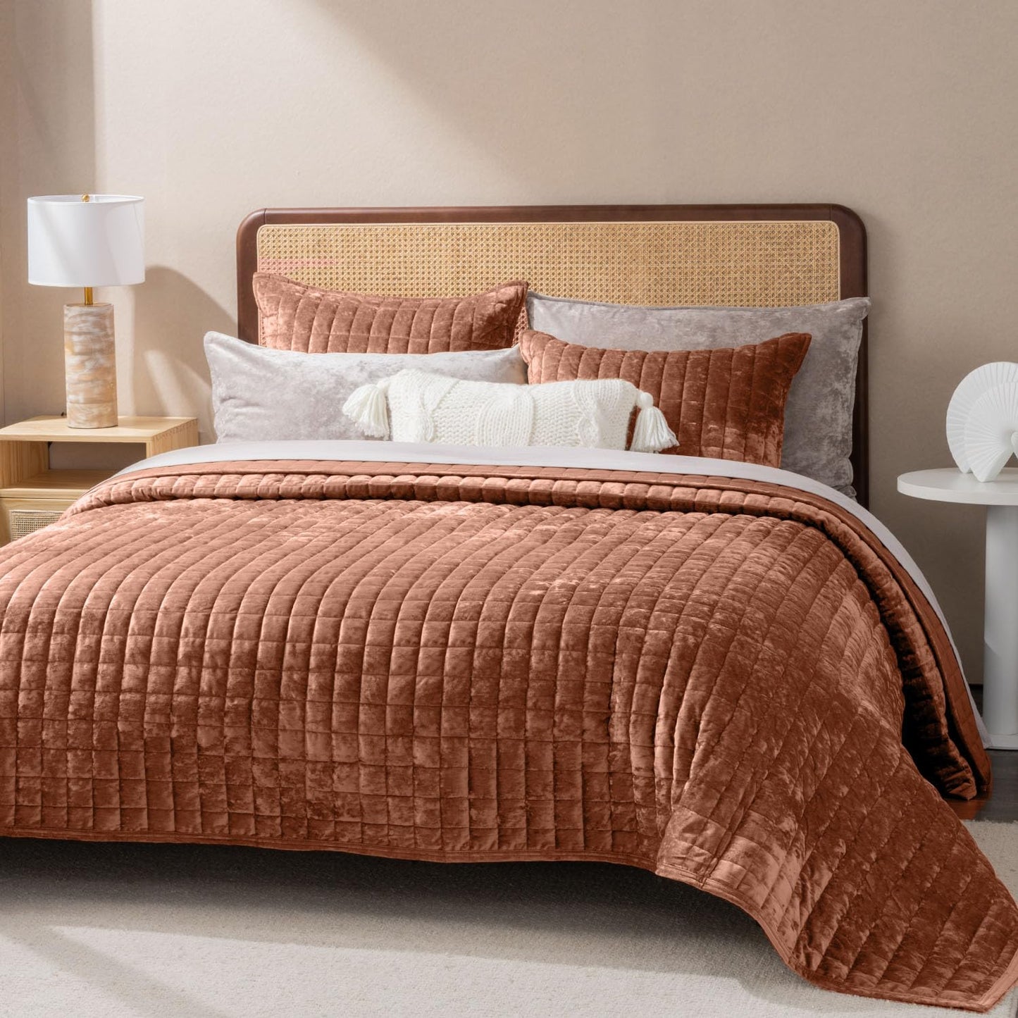 Box Stitch Velvet Quilt Set, King Size