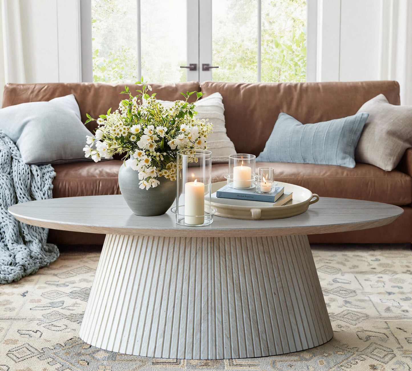 win2win Oval Coffee Table, Mid Century Modern Coffee Table with Fluted Design, Small Funky Tea Table with Wood Grain Veneer, Minimalist Center Table for Living Room, Apartment, Office, Walnut