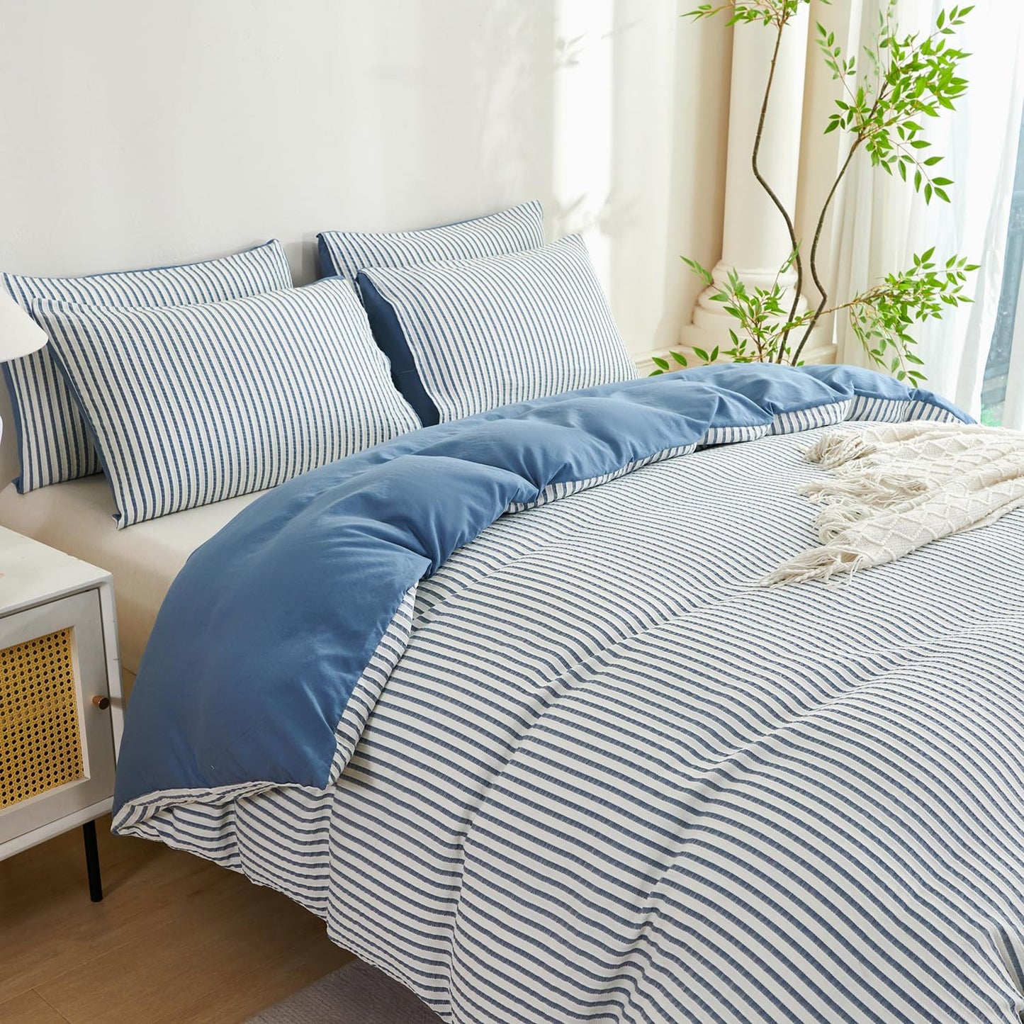 Striped Duvet Cover Queen Beige Washed Microfiber Jacquard 3 Pieces Bedding Set, White Beige Vertical Ticking Stripes Pattern Comforter Cover with Zipper Closure Breathable Durable Soft Comfy
