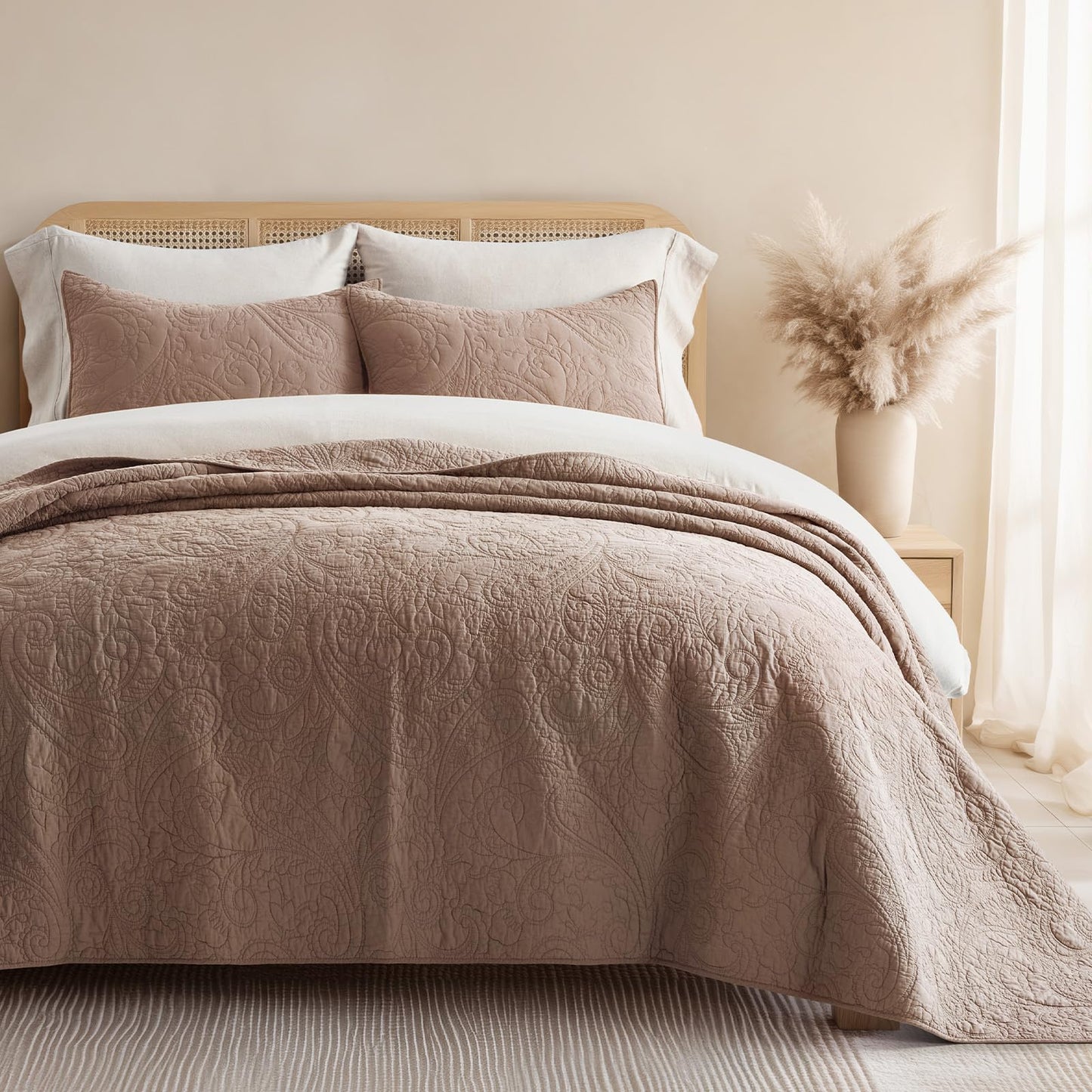 100% Cotton Scallop Quilt Set
