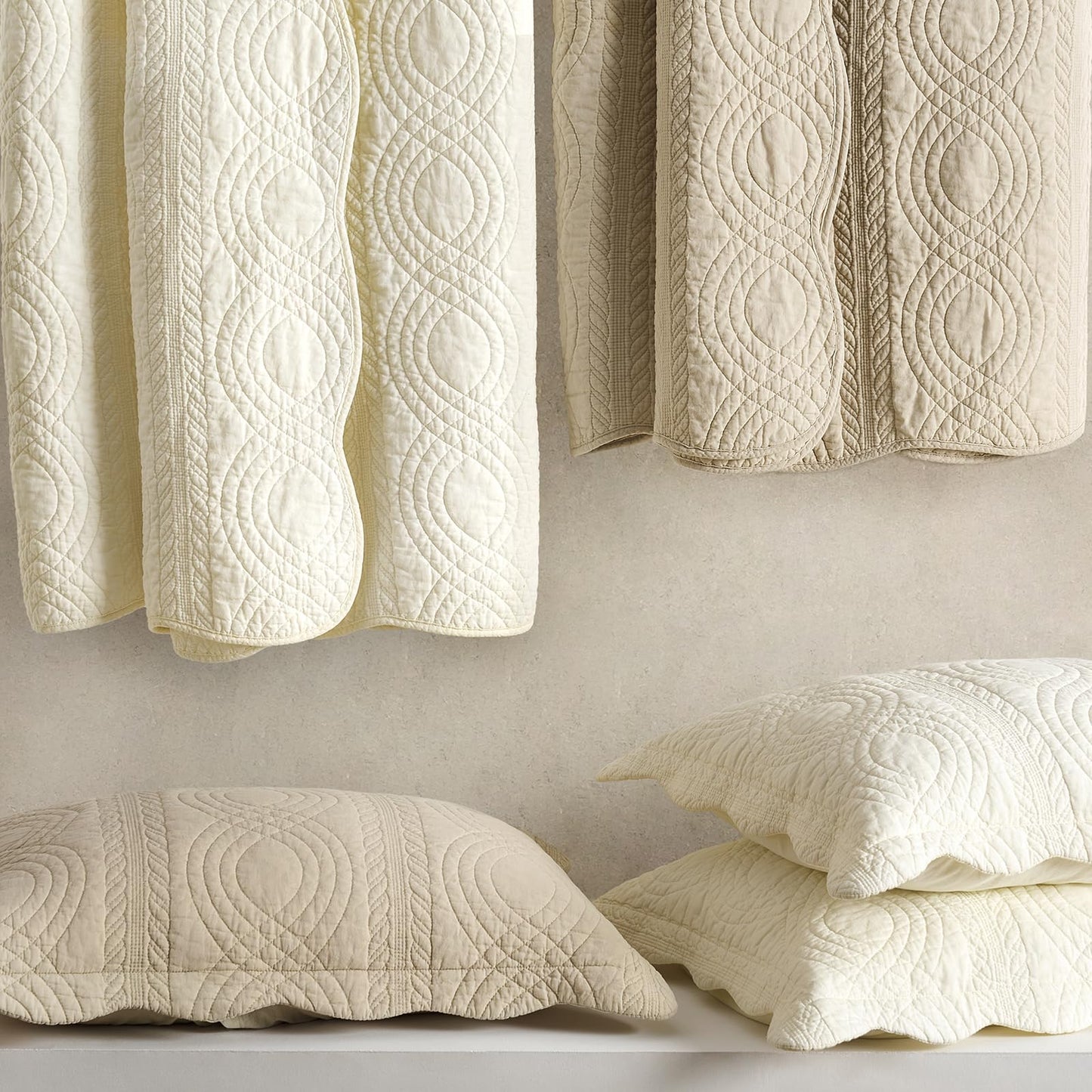100% Cotton Scallop Quilt Set