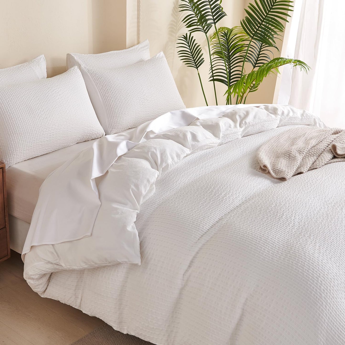 Striped Duvet Cover Queen Beige Washed Microfiber Jacquard 3 Pieces Bedding Set, White Beige Vertical Ticking Stripes Pattern Comforter Cover with Zipper Closure Breathable Durable Soft Comfy