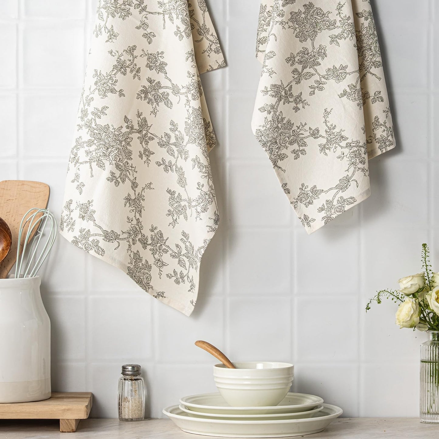 100% Cotton French Pastoral Kitchen Towels Set of 2, Decorative Flour Sack Tea Towels with Hanging Loop 18x25 Inch Absorbent Dish Cloths Farmhouse Home Decor, Brown