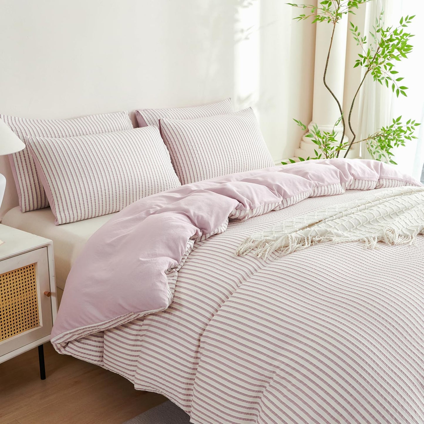 Striped Duvet Cover Queen Beige Washed Microfiber Jacquard 3 Pieces Bedding Set, White Beige Vertical Ticking Stripes Pattern Comforter Cover with Zipper Closure Breathable Durable Soft Comfy