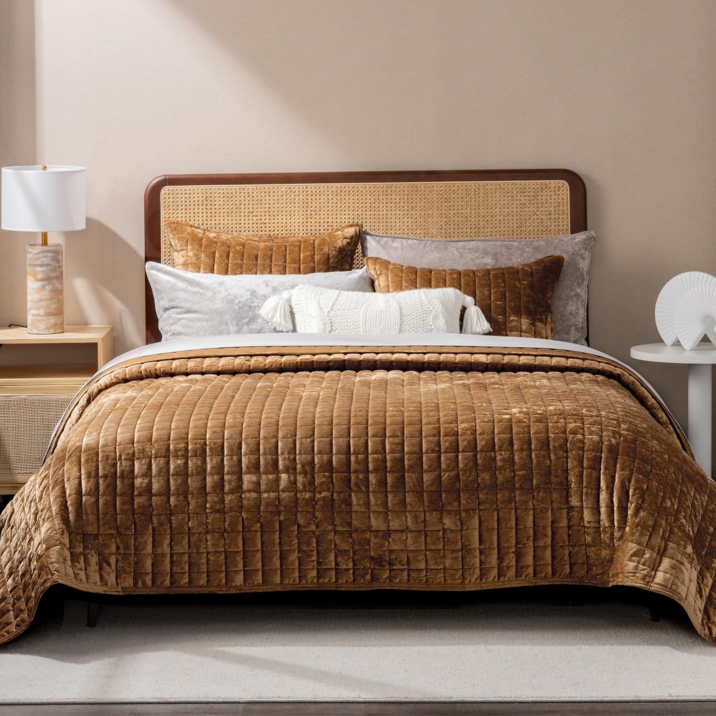 Box Stitch Velvet Quilt Set, King Size
