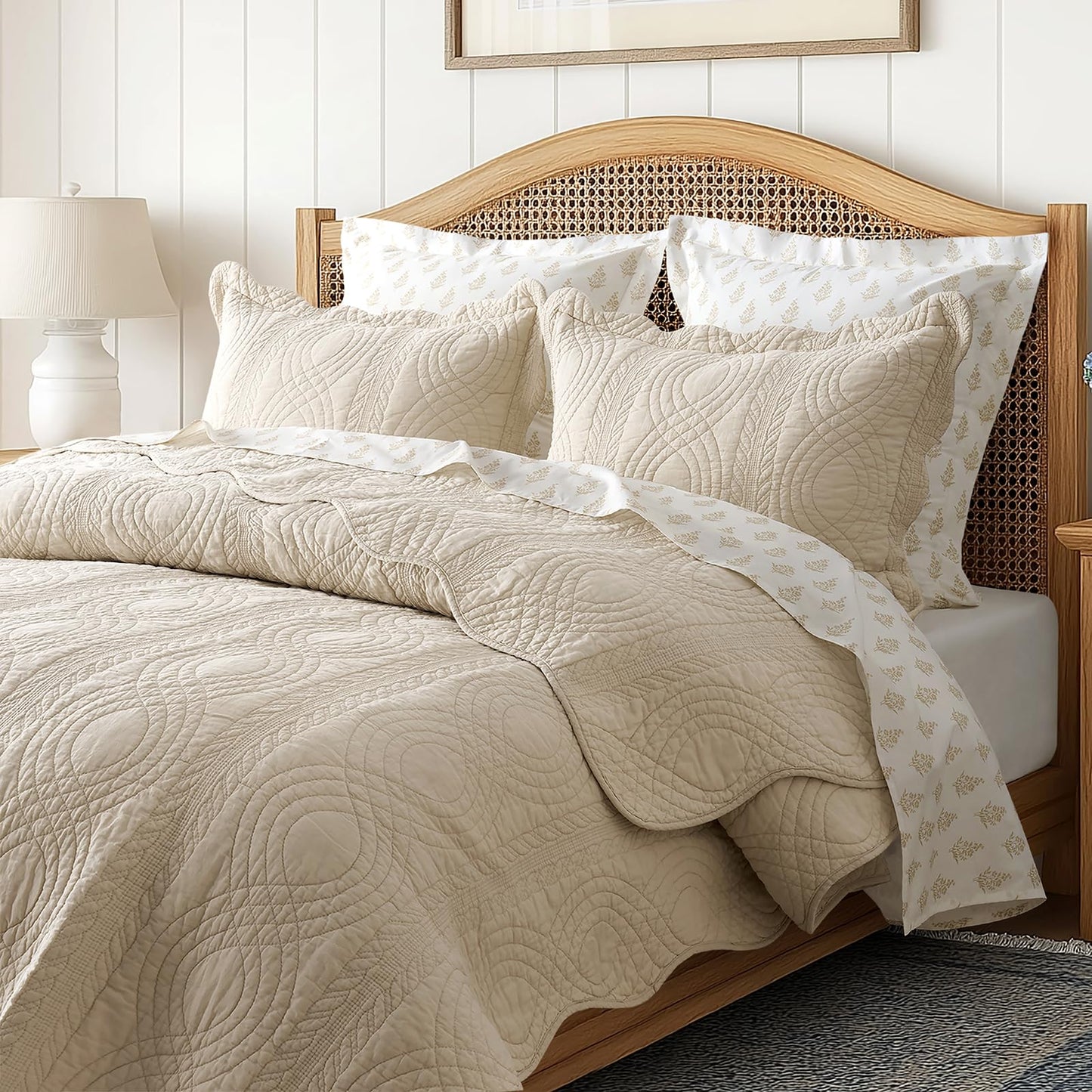 100% Cotton Scallop Quilt Set
