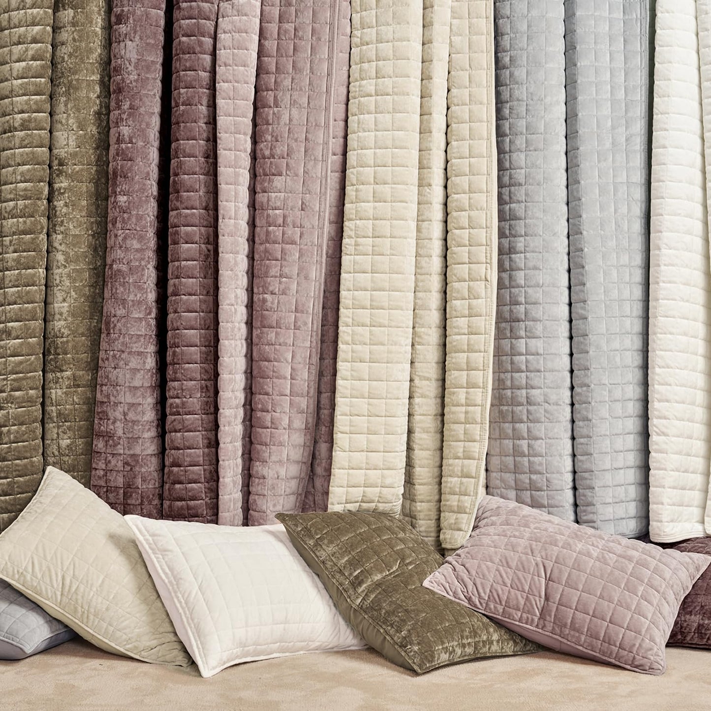 Box Stitch Velvet Quilt Set, King Size
