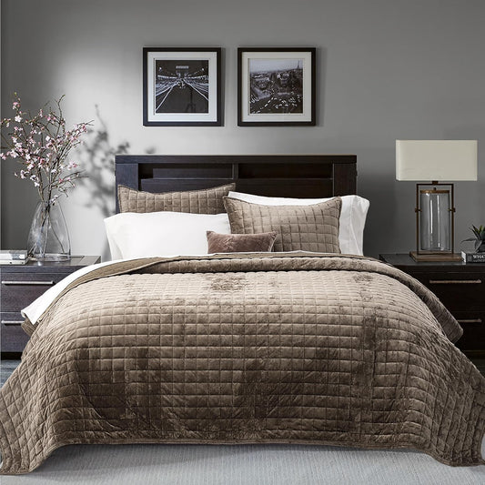 Box Stitch Velvet Quilt Set, King Size