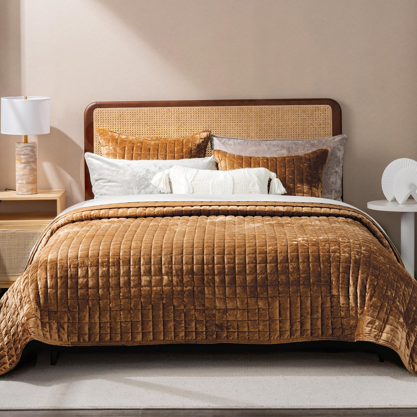 Box Stitch Velvet Quilt Set, King Size