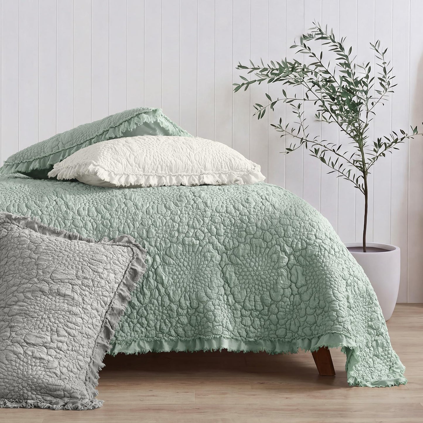Ruffled Quilt Stone-Washed Lightweight Crinkled Shabby Chic Bedding Set