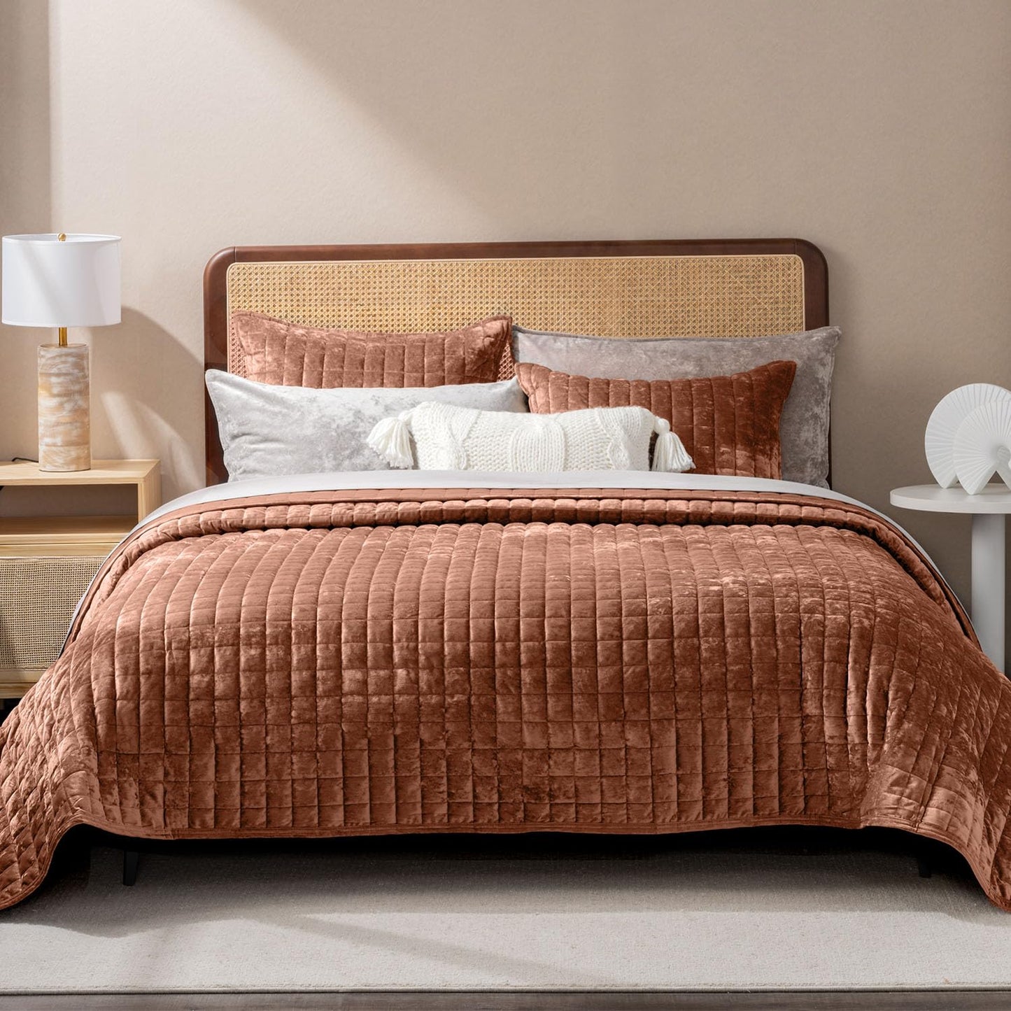 Box Stitch Velvet Quilt Set, King Size