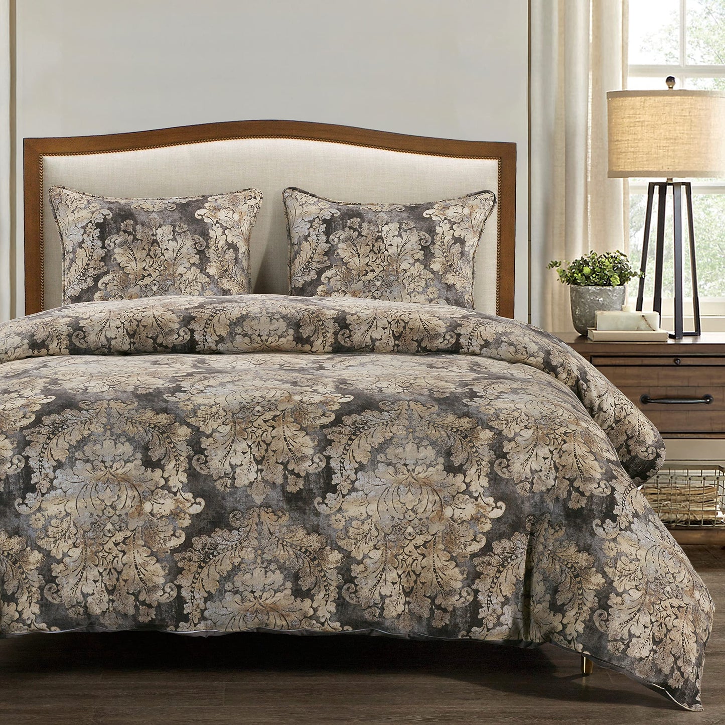 Victoria 3 Piece Duvet Cover Set with Pillow Shams
